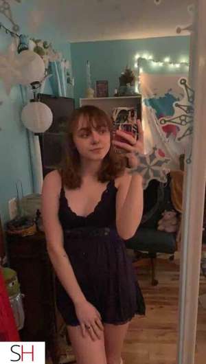 25 year old Caucasian Escort in Fredericton Send a chat if you are bored, horny and available to meetup