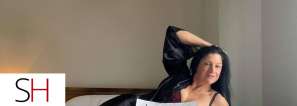 35 year old Caucasian Escort in Laval Capturer l'essence de la romance / Laval 14-17 mai