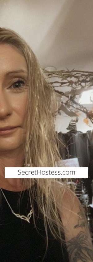 40 year old New Zealander Escort in Rockingham Enchanting
