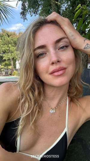 I’m married with 2 , im looking for friends with benefits 32 year old Escort in Joplin MO