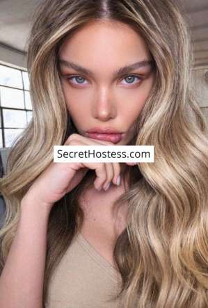 Nana, Agency 20 year old Escort in London