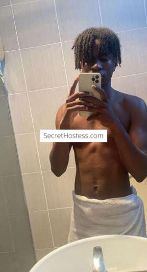 23 year old Escort in Sydney BBC text me
