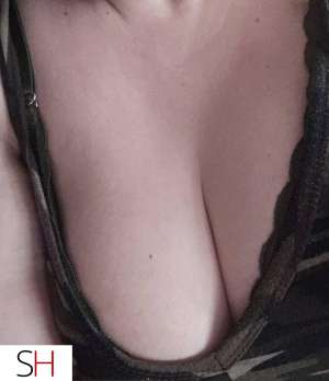 41 year old Caucasian Escort in Niagara Region Your dirty little secret