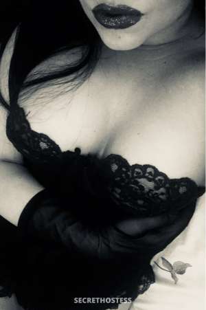 37 year old Escort in Dubai Independent Escort Lady Beatrice Fulfill Your Sexual Dreams 