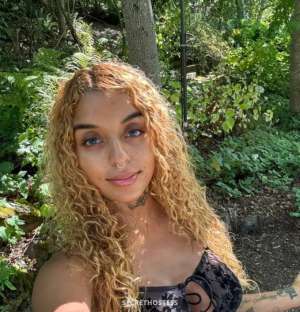 29 year old Caucasian Escort in Fredericton im available online and sell party flavors/xxxx-xxx-xxx