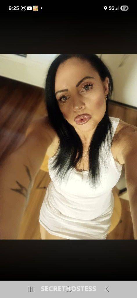 40Yrs Old Escort North Bay CA Image - 3
