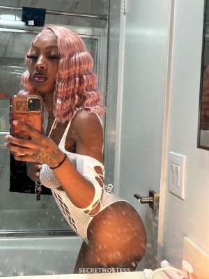 YOUR FAVORITE FUN SIZED HOTTIE one hit nd your sure to be 21 year old Escort in Stockton CA