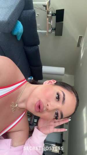 Am available for both incall /outcall 24 year old Escort in Fayetteville AR