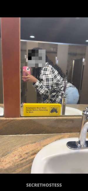 slim thick with my cute ass 24 year old Escort in Lawton OK