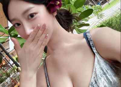 28 year old Escort in Richmond Hill I love squirting