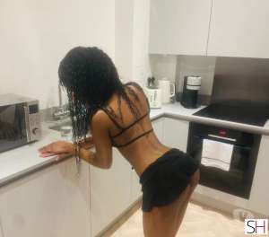 Princess - gorgeous ebony now in town ! ..WhatsApp msg, 18 year old Escort in Slough