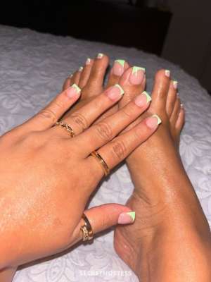 Nympho visiting cum see me 22 year old Escort in Lexington KY