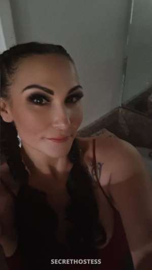 looking for a goodtime 35 year old Escort in San Fernando Valley CA