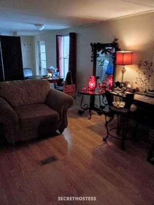 52 year old Escort in Tampa FL I don t think escorting has a place for a generation x woman