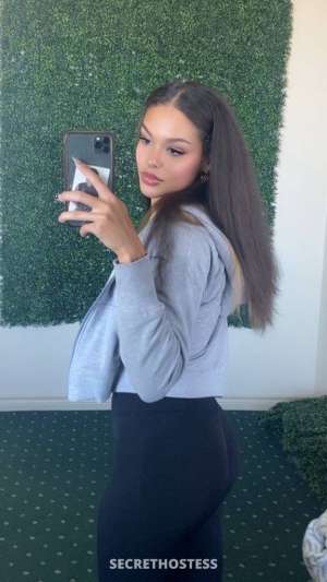 Dezzy 21Yrs Old Escort Port Huron MI Image - 1