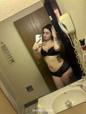 White wet chocolate 26 year old Escort in Flint MI
