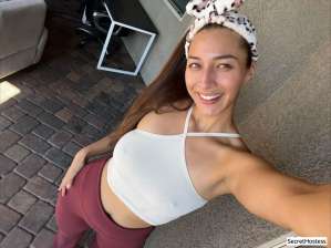 Escort model Sandra, Milwaukee 30 year old Escort in Milwaukee WI