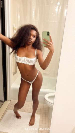 lets bust a nut together 22 year old Escort in Queens NY