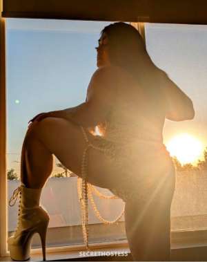 BACK IN TOWN AZ s FINEST THROAT MONSTER WITH THE GOOD PUSSY 30 year old Escort in El Paso TX