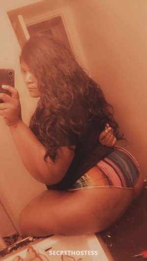 Lick lick lick Suck u Fuk u make it spit I m Mz JuiCeY 31 year old Escort in Little Rock AR