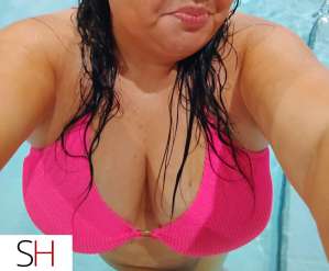 **brand new price list** !! new pics!! new private incall 36 year old Escort in Winnipeg