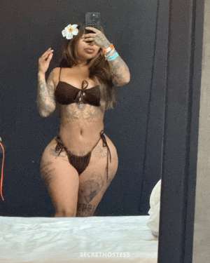 Escort 149CM Tall Phoenix AZ Image - 3