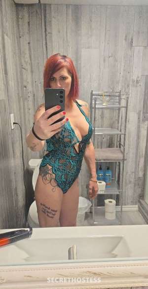 Wednesday night who wants to get some amazing head!!! I want 39 year old Escort in Niagara