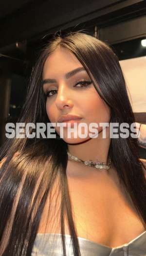 Leah I love party 23 year old Escort in Chicago IL
