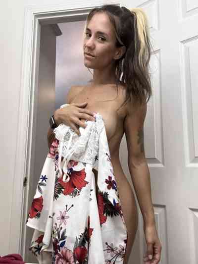 25 year old Escort in Sunshine Coast Available for meetup and content Text on Telegram: @