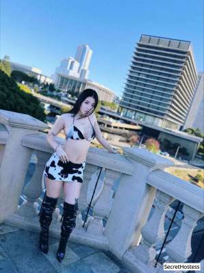 Escort model Karol, Cleveland 21 year old Escort in Cleveland OH