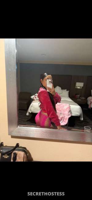 Sweet asian persuasion queen 20 year old Escort in Fresno CA