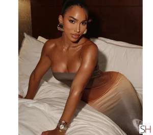 Brunette fitness Brazilian first time in town now, 23 year old Escort in Oxford