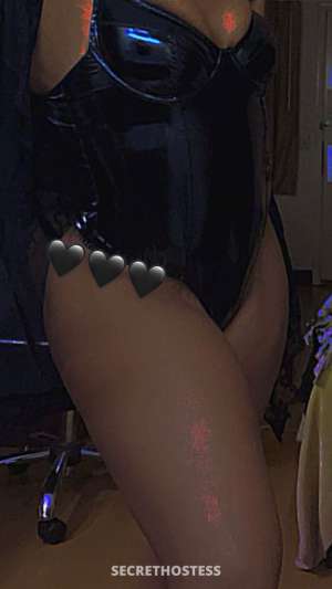 Available 25 year old Escort in Suffolk VA
