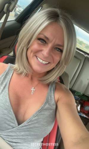 I'm available to please you in the best way possible. I 33 year old Escort in Boone NC