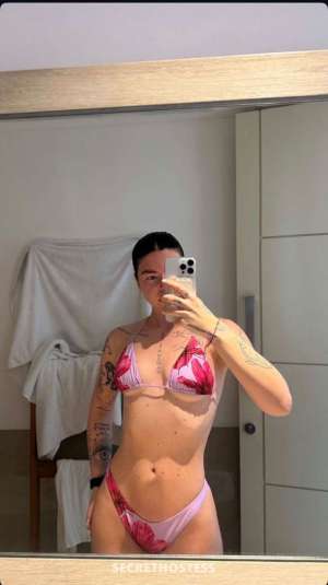 23 year old Escort in Dover DE Mom much available for hookup