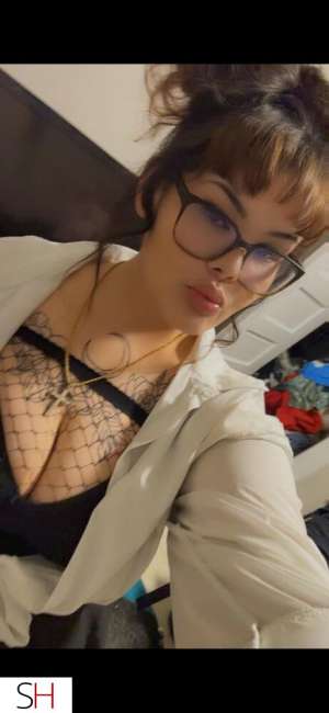 Young tight and thick ready for some fun tonight 23 year old Escort in Winnipeg