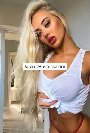Molly, Agency 28 year old Escort in Cannes