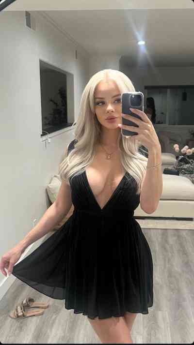 23 year old Escort in Tirana Albania Text me on Whatsapp:- xxxx-xxx-xxx Telegram:- @Elsa_Jean403