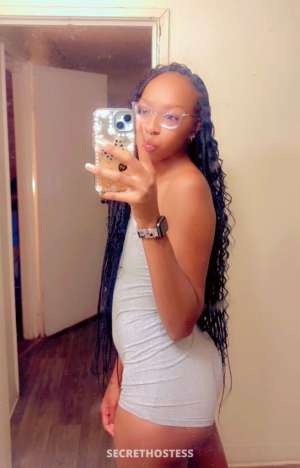 25 year old Escort in Las Vegas NV Pretty BrownSkin Petite Treat