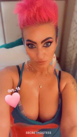 SAUCY Italian MILF 💆 NURU Massage 💥 READ BEFORE 39 year old Escort in Lawrence KS