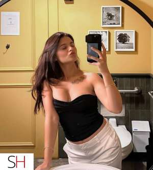 INDIAN Punjabi Girl Available with lots of hotness 24 year old Escort in Brampton
