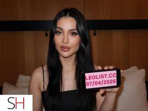 𝓐𝓾𝓻𝓸𝓻𝓪 𝓜𝓸𝓷𝓽𝓲 𝒢𝐹𝐸 & 24 year old Escort in Burnaby/New Westminster