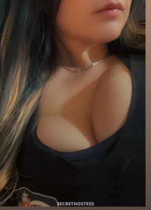 30 year old Caucasian Escort in Saskatoon Sadie Lane is back and can’t wait to put a smile on your