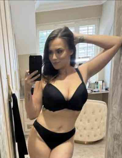 29 year old Escort in West Sussex Am available for sex and I sell erotic videos