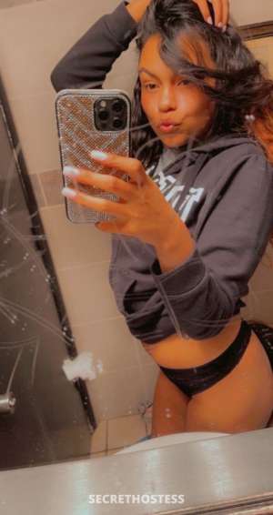 Round and Brown 24 year old Escort in Knoxville TN