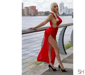 SARAH XXL BUTT IN FARNBOROUGH, Independent 27 year old Escort in Hampshire