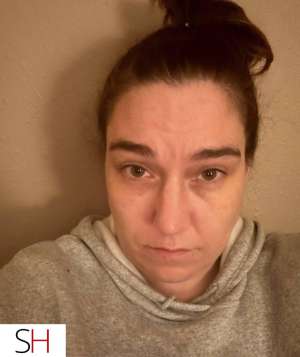 I am available now 35 year old Escort in Fort St. John