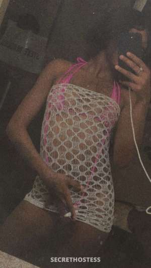 C iCK ME BABY WONT REGET IT CREAMY ExOTiC Juicy petite 20 year old Escort in Bakersfield CA