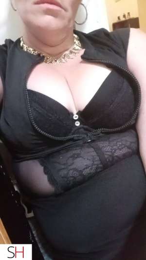 Friday night and weekend deals 35 year old Escort in Winnipeg
