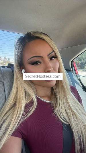 27 year old Escort in Watford 🎉 Fun, flirty, and always bringing great energy wherever 